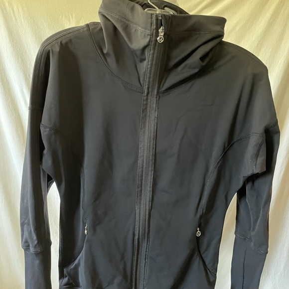 Lululemon Athletica Daily Yoga Jacket size 4 - Picture 1 of 6